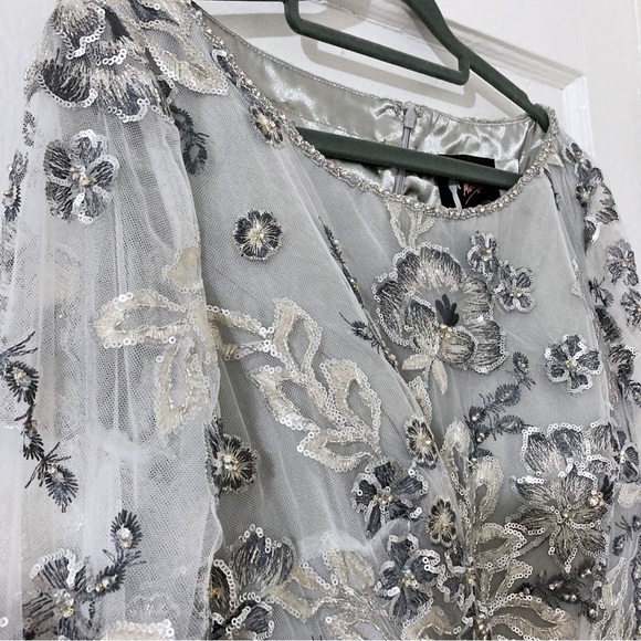 Mac Duggal Silver Floral Embellished Illusion Long Sleeve A Line Gown Size 10 - Picture 6 of 14